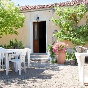  Bed & Breakfast Lo Stazzo Italia